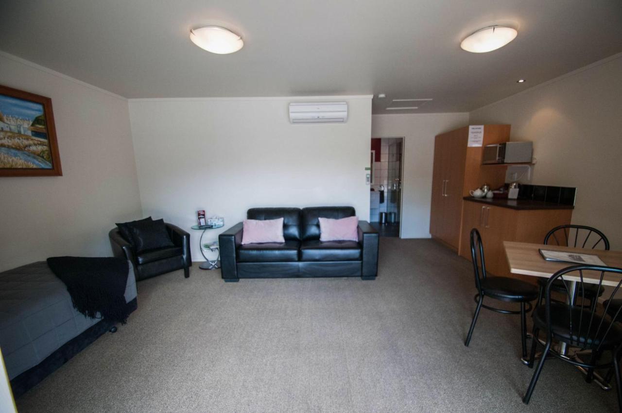 Jafa'S Motels Lawrence Экстерьер фото